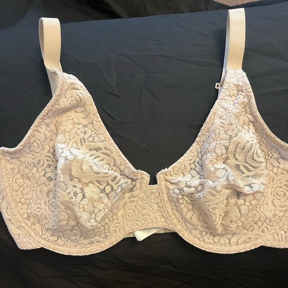 Wacoal Halo Lace Underwire Bra - Light Cream - Picture 1 of 4